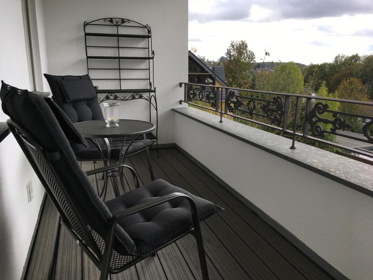Grosszuegiges Appartement -Ruhig Und Doch Zentral Odenthal Esterno foto